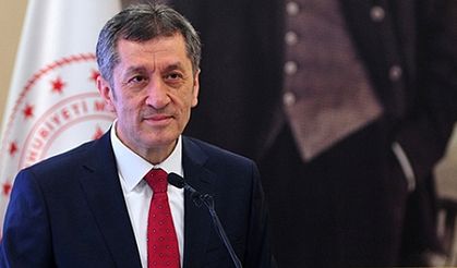 Ziya Selçuk&#39;tan açıklama: Okullar açılmayacak, Haziran&#39;da uzaktan eğitim, telafi eğitimi